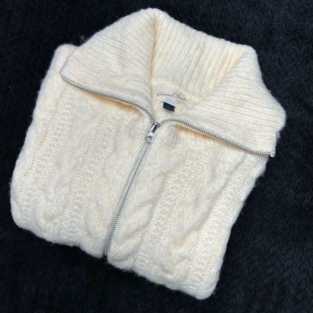 Universal Thread Ivory Cable Knit Cardigan Women’s L Full Zip SOFT FUZZY WARM - Picture 11 of 11